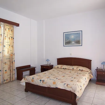 Iliaktida Studio-Villas Frinion Room photo